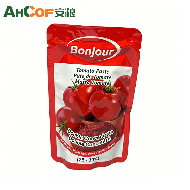 Sachet de concentré de tomates aromatisé avec certification FDA 50 g, format pratique